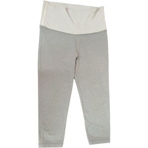 Albion women’s light heather grey capri athletic leggings size small